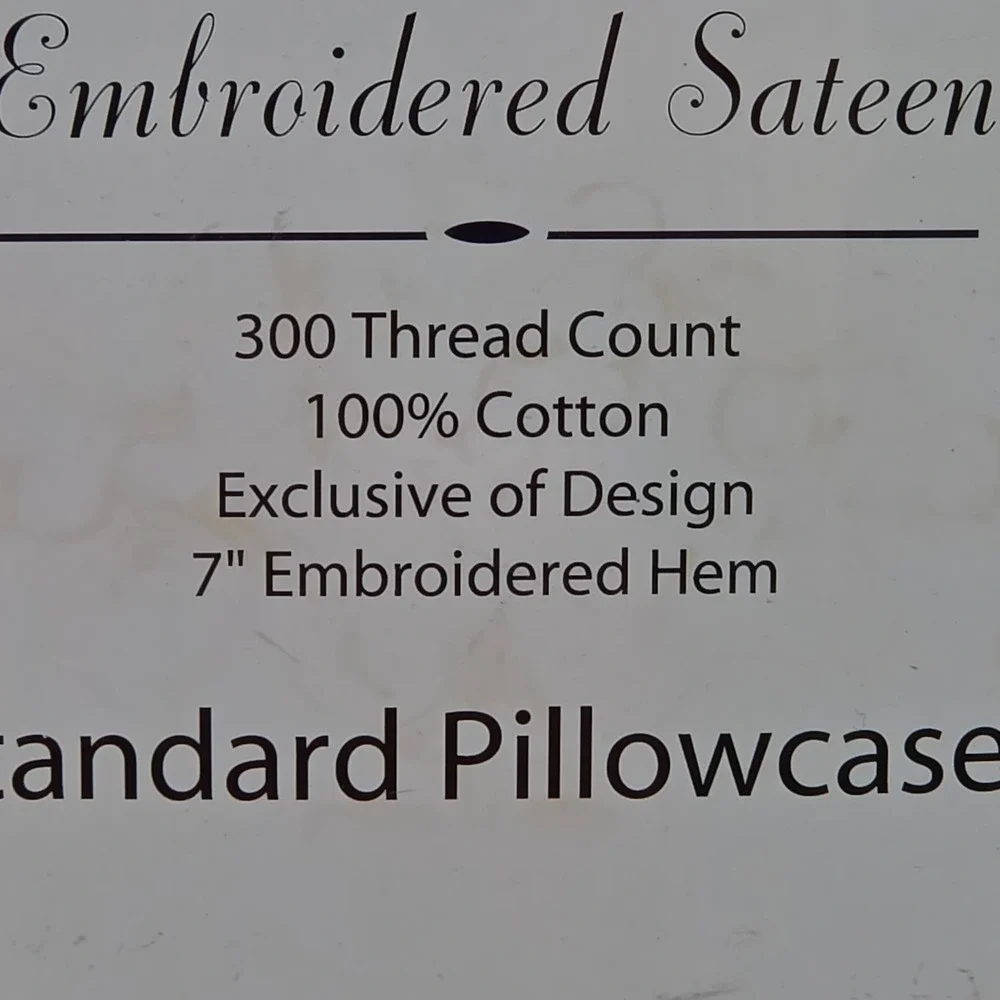 VTG Shavel Heirloom Pillowcases Ivory Cream Embroidered Sateen 300TC Cotton NOS